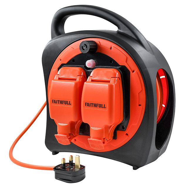 Faithfull Outdoor Cable Reel IP54 230V 18M 13A