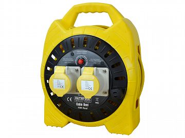 Enclosed Cable Reel 110V 15M 16A 2G