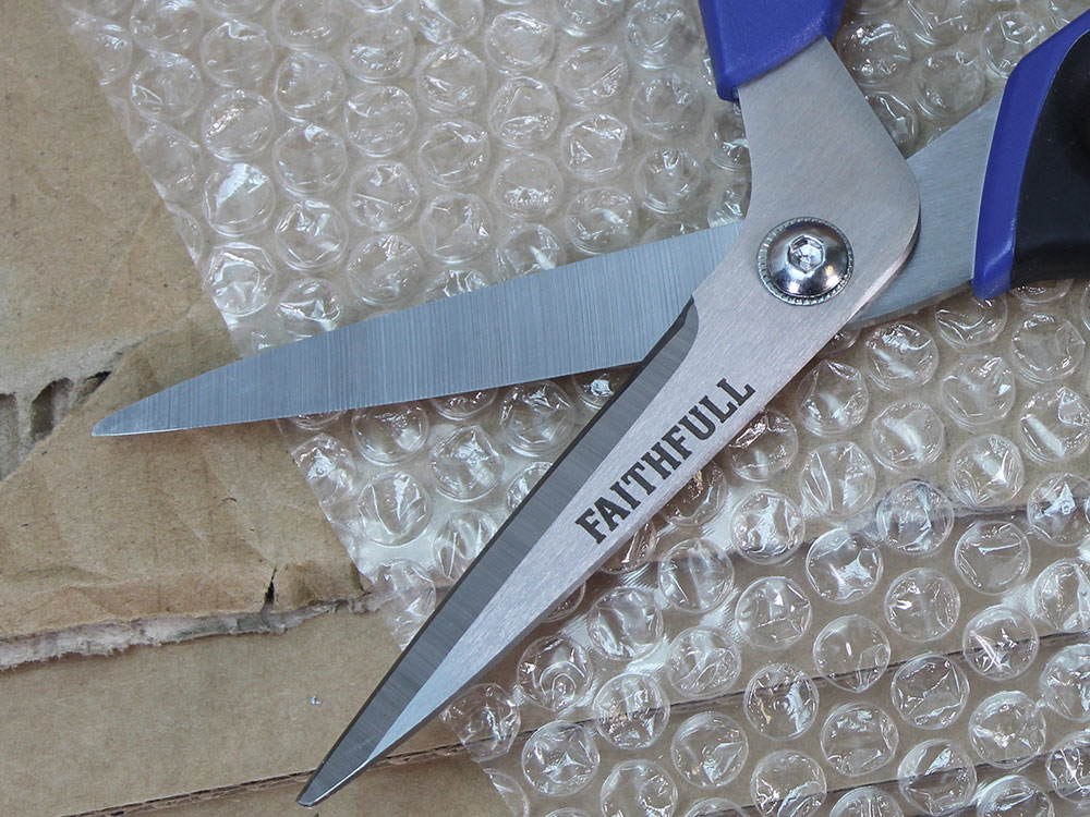 HeavyDuty Scissors 210mm